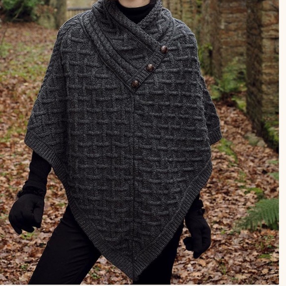 Aran Sweater Market Sweaters - Aran Super Soft Lattice Stitch Poncho M/L Charcoal Gray 100% Irish Wool Luxury